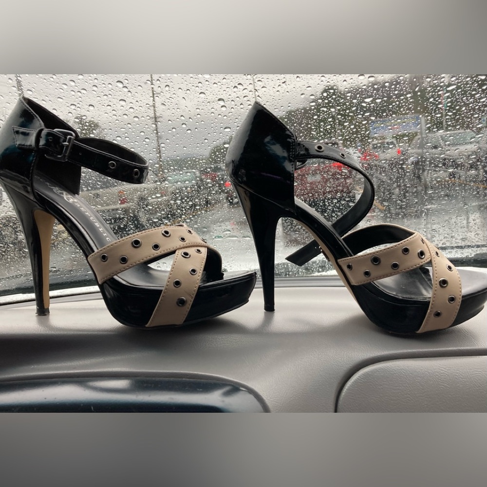 Rock & Republic Super High Heels